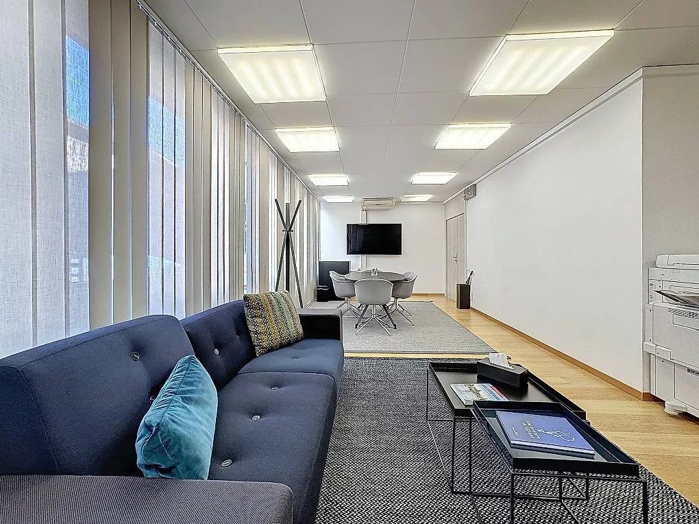 b1e53bef403667c61e070a56f0fbe1a9_0237841201_1020-original-78-2