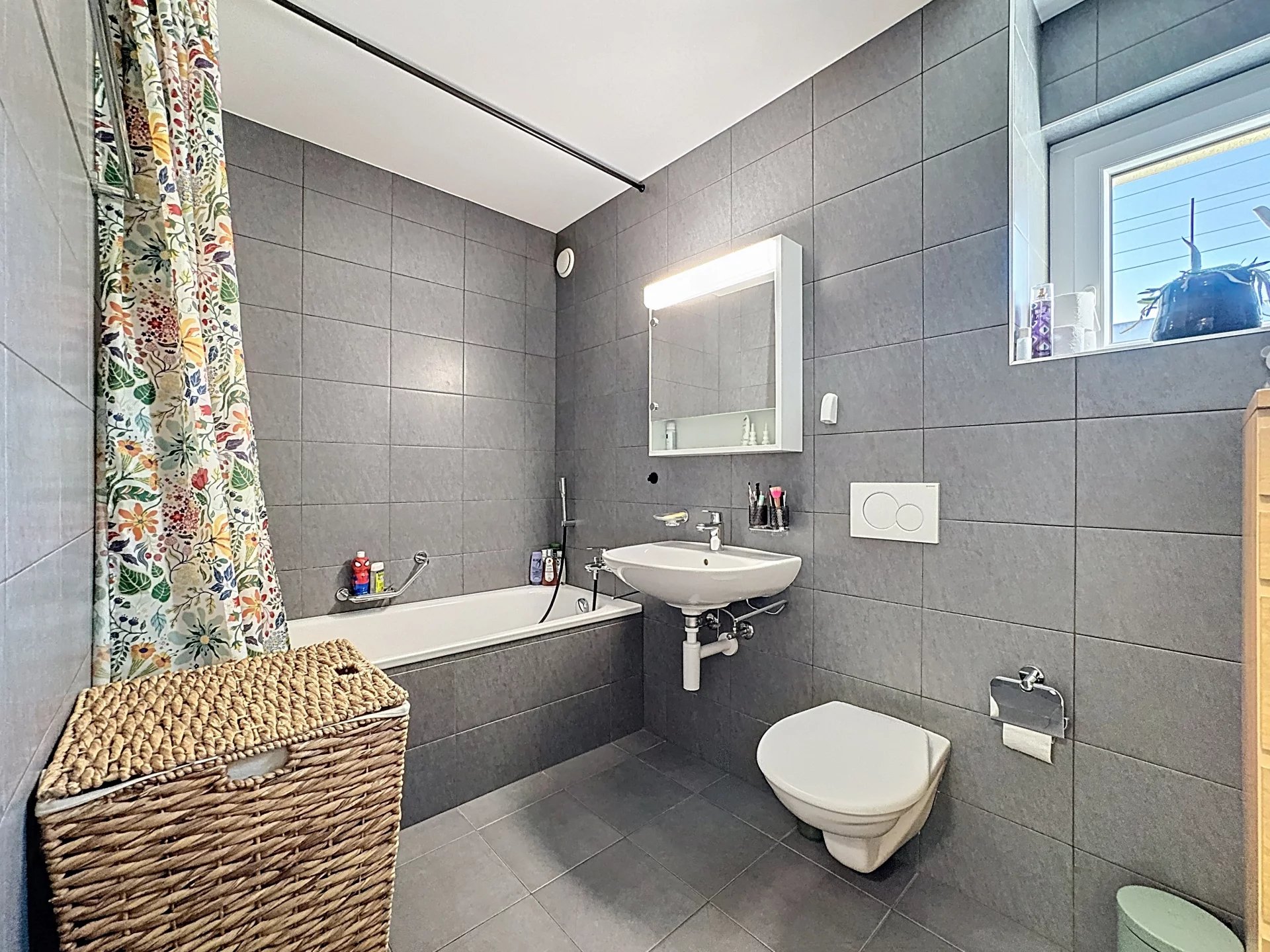 167432ea83a46d9ffcd9d85608525da0_5228ec8a7d_1920-original-61