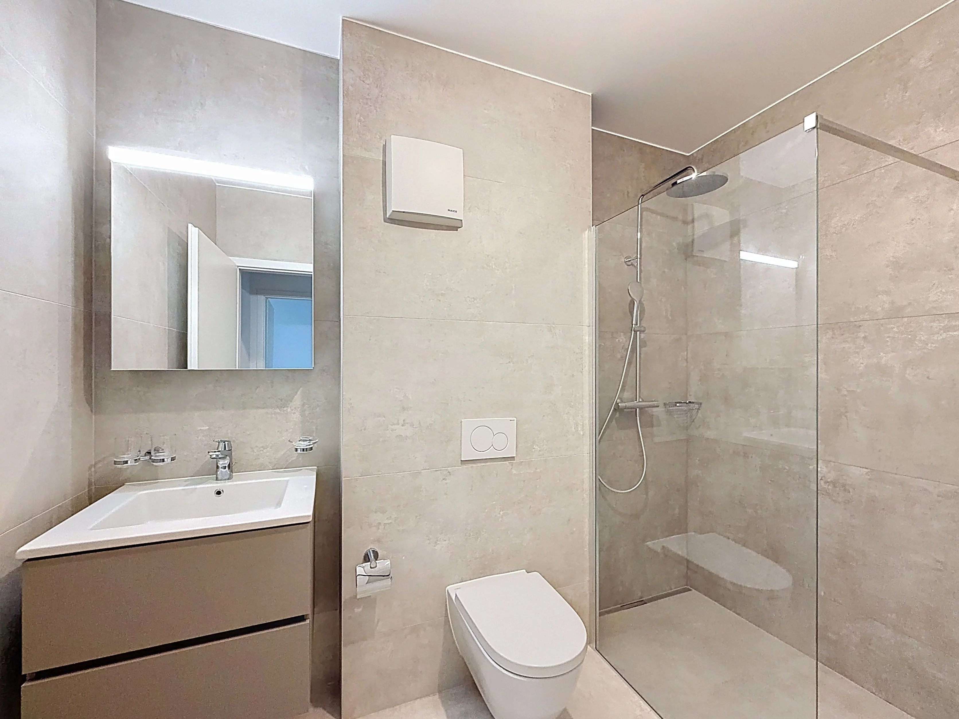 4e68ee0bd299ab336fe9e2a5ccb9aa2e_2ff4b44563_3344-original-17-2